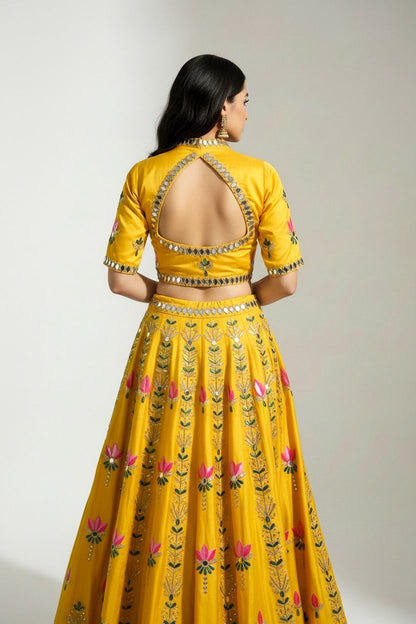 Gulnaar Lehnga